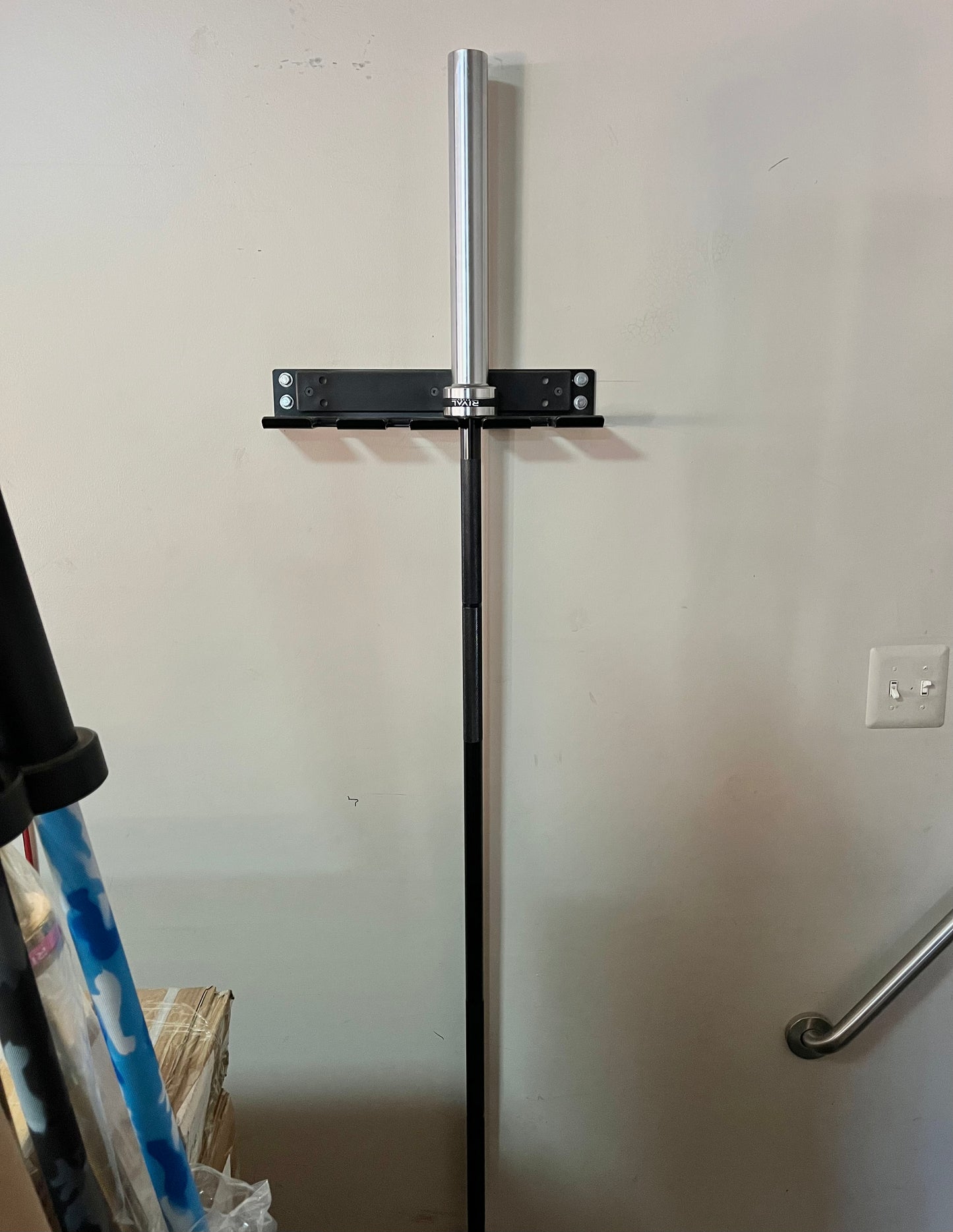 RIVAL E-Coat Olympic Barbell