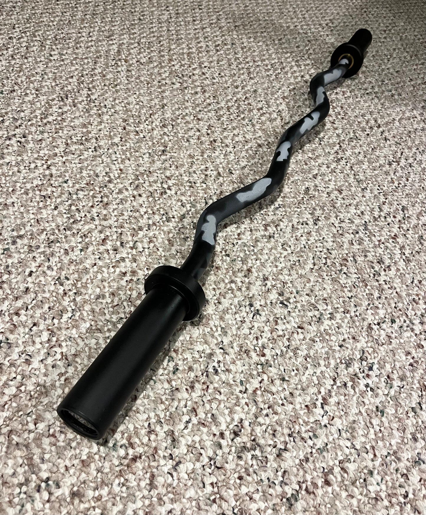 RIVAL Camo EZ Curl Bar - Cerakote