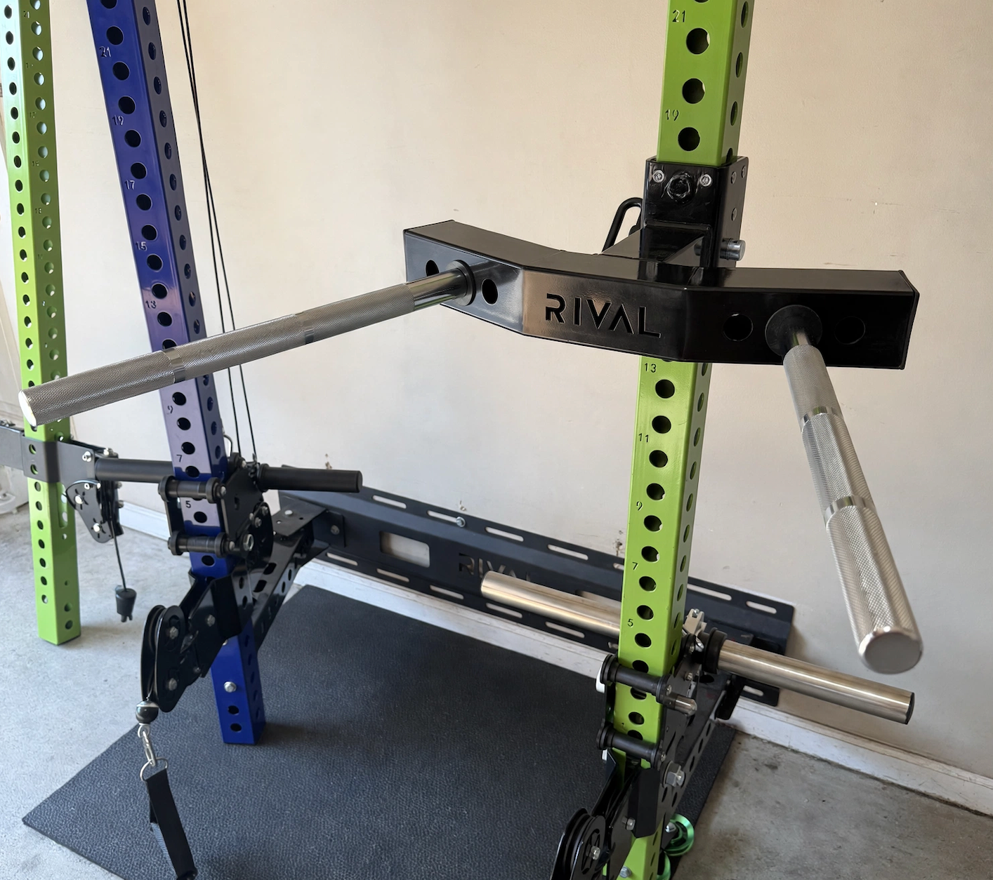 RIVAL Multi-Grip Dip Attachment - 3"x3" 1" Insert Compatible